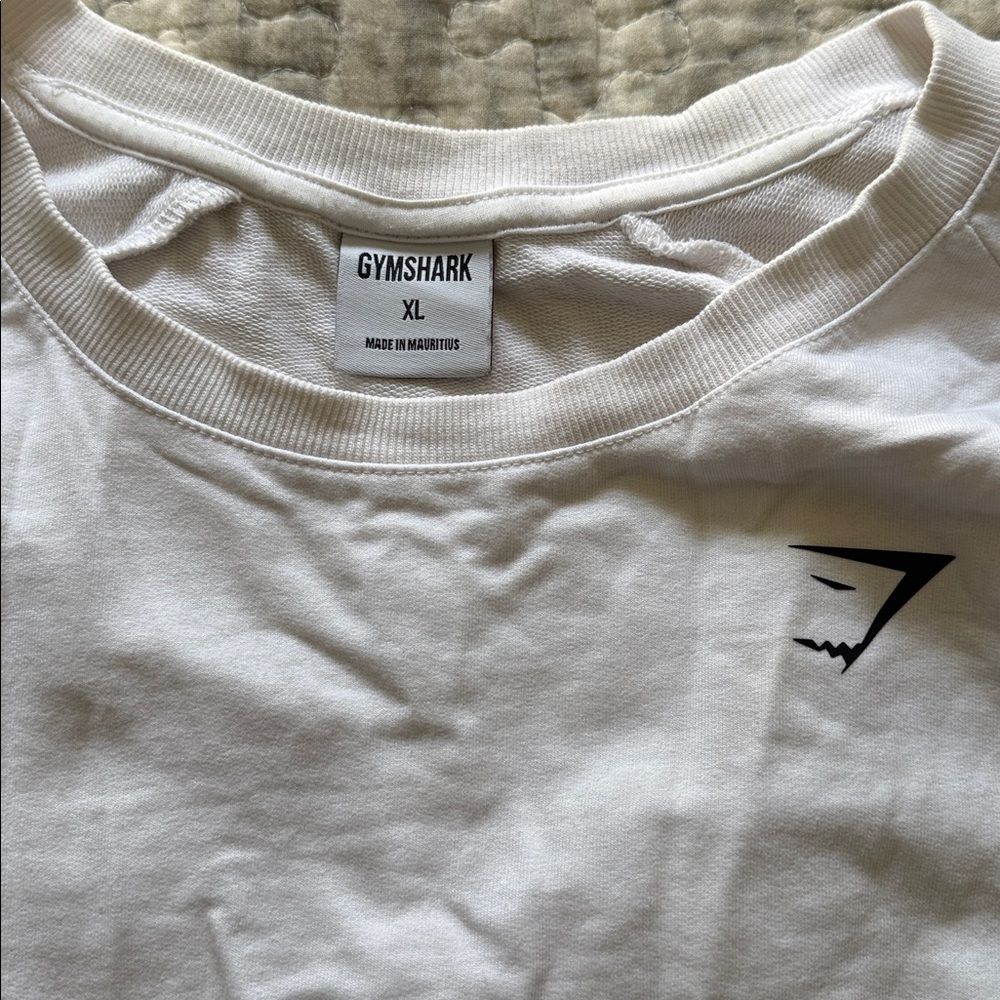 Gymshark White Cropped Sweatshirt - Picture 2 of 4